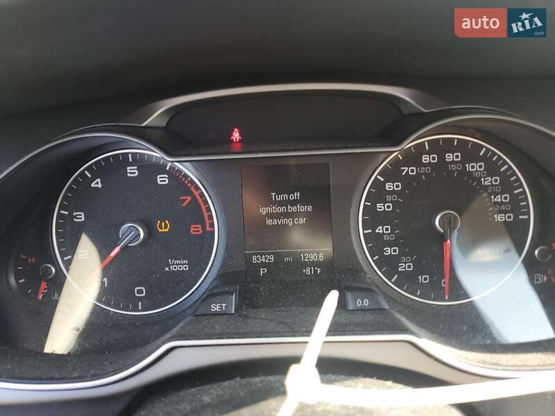 Седан Audi A4 2014 в Львові