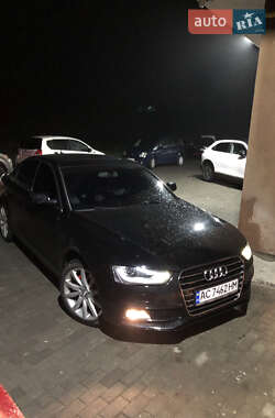 Седан Audi A4 2014 в 