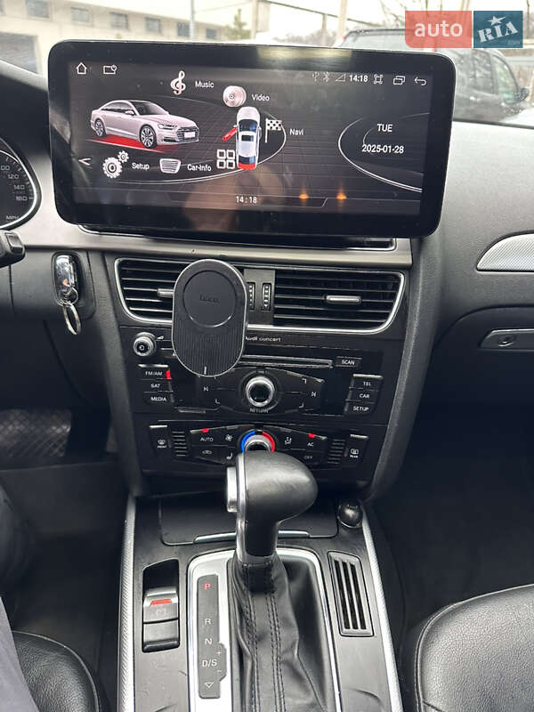 Седан Audi A4 2013 в Киеве