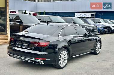 Седан Audi A4 2018 в 