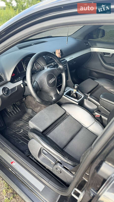 Седан Audi A4 2004 в Василькове