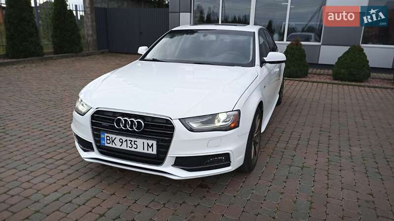 Седан Audi A4 2014 в 