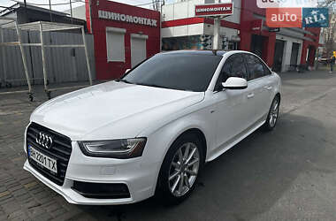 Седан Audi A4 2015 в Львові