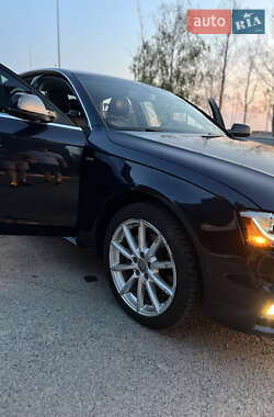 Седан Audi A4 2014 в Тернополі
