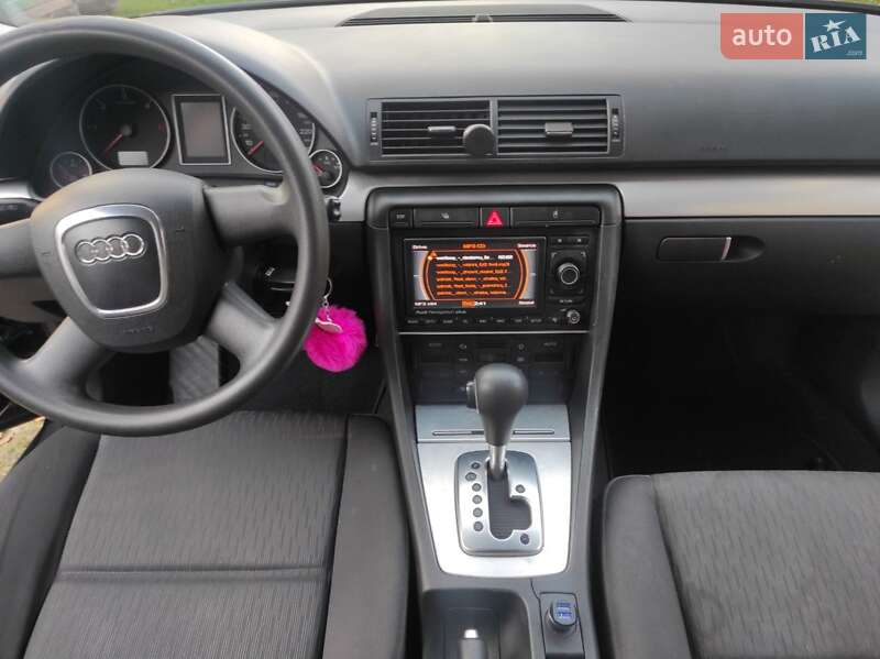 Универсал Audi A4 2006 в Новой Ушице