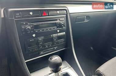Седан Audi A4 2005 в 