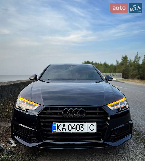 Седан Audi A4 2017 в 