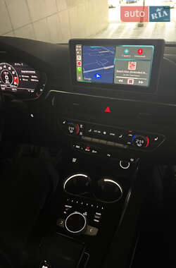 Седан Audi A4 2017 в 