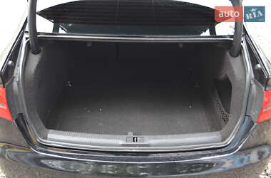 Седан Audi A4 2012 в 