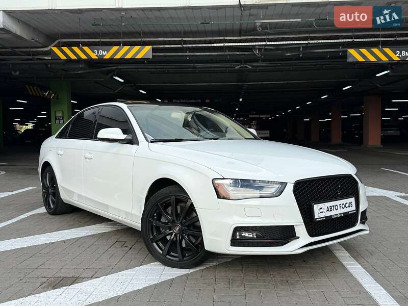 Седан Audi A4 2012 в 