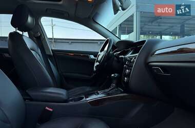 Седан Audi A4 2013 в 