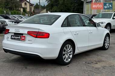Седан Audi A4 2012 в 