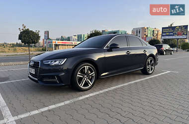 Седан Audi A4 2017 в 