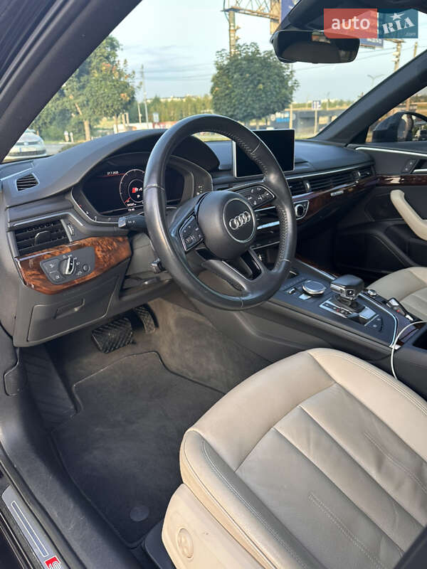 Седан Audi A4 2017 в Киеве