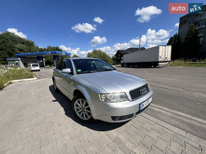 Седан Audi A4 2003 в 