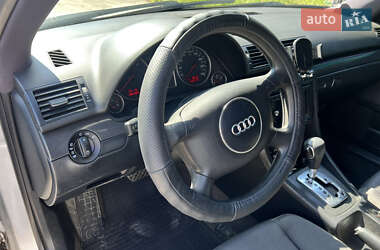 Седан Audi A4 2003 в 