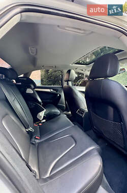 Седан Audi A4 2014 в Києві