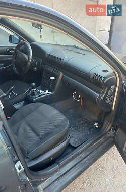Седан Audi A4 1996 в 