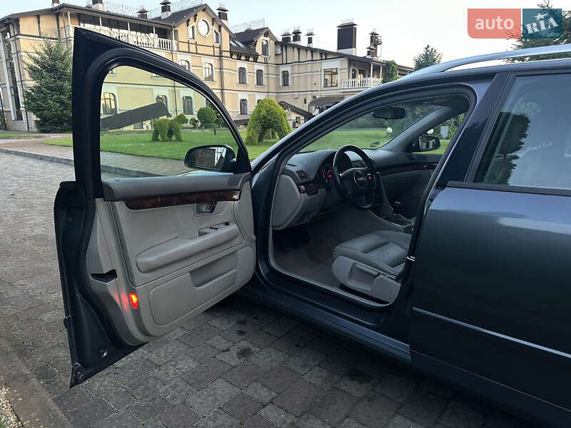 Универсал Audi A4 2003 в Сарнах