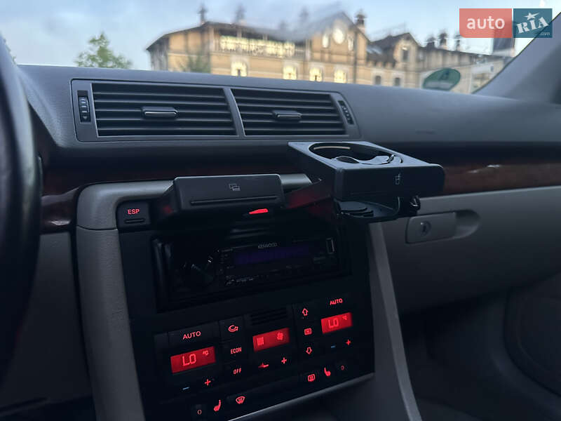 Универсал Audi A4 2003 в Сарнах