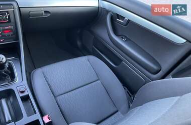 Седан Audi A4 2006 в 