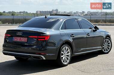 Седан Audi A4 2019 в 