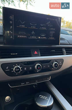 Универсал Audi A4 2022 в 