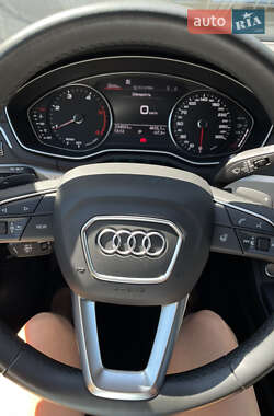 Универсал Audi A4 2022 в 