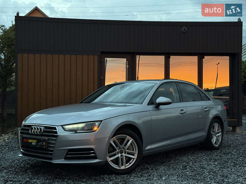 Седан Audi A4 2016 в 