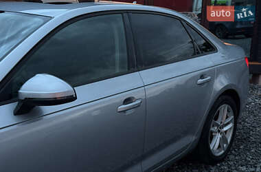 Седан Audi A4 2016 в 