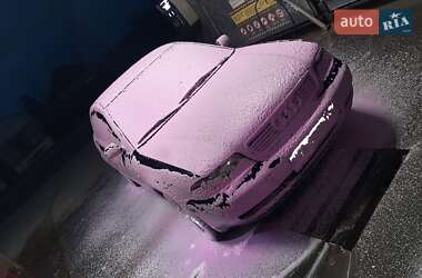 Седан Audi A4 1998 в 
