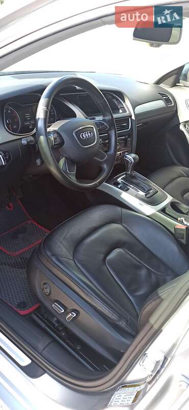 Седан Audi A4 2013 в Киеве