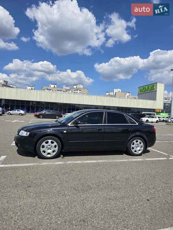 Седан Audi A4 2003 в Киеве