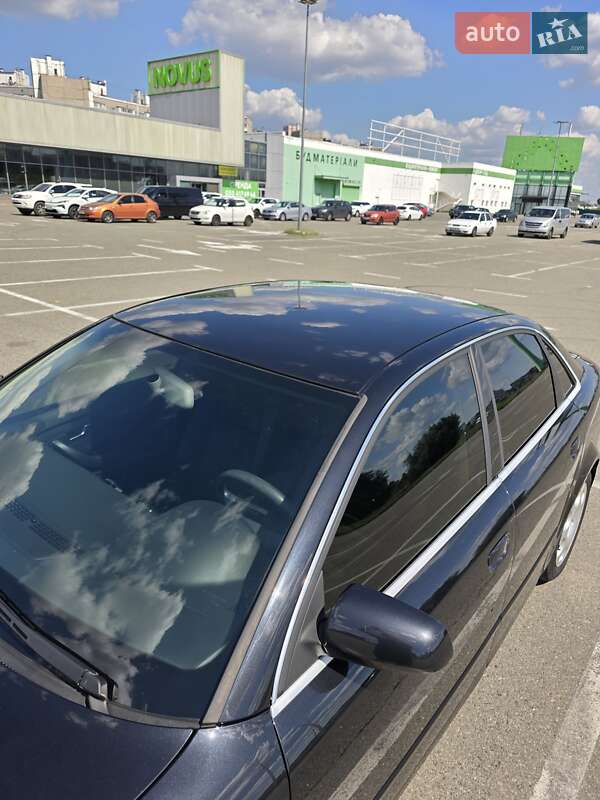 Седан Audi A4 2003 в Киеве
