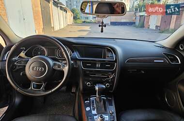 Седан Audi A4 2015 в 