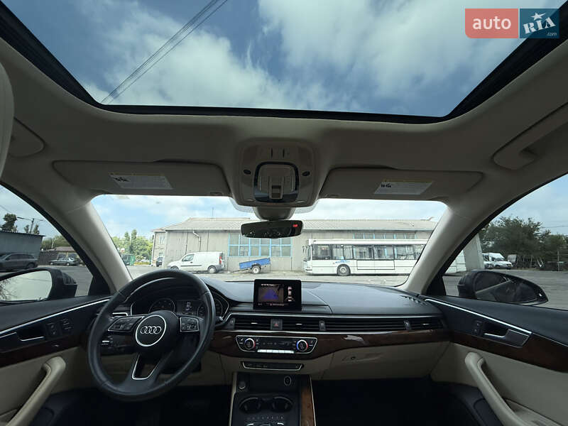 Седан Audi A4 2016 в Горішніх Плавнях