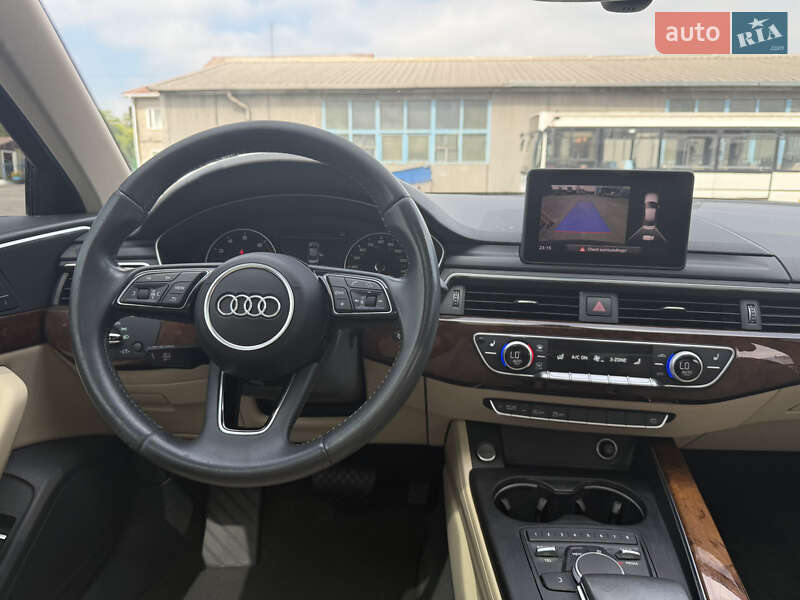 Седан Audi A4 2016 в Горішніх Плавнях