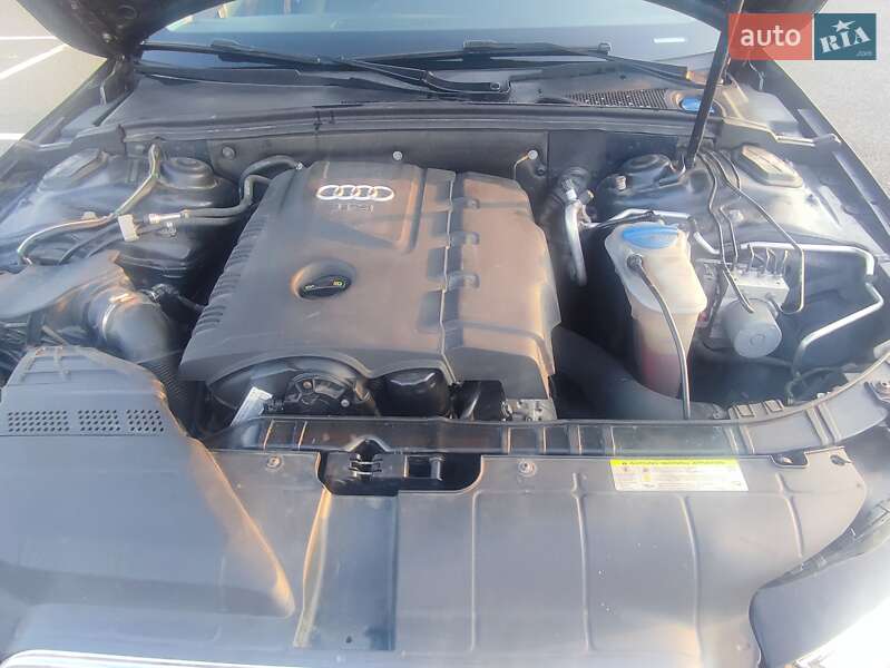 Седан Audi A4 2014 в Киеве