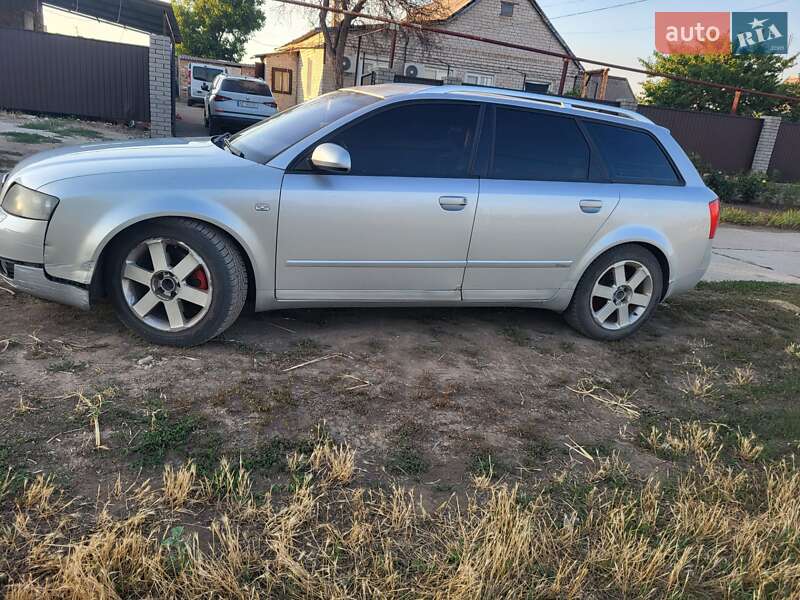 Универсал Audi A4 2004 в Томаковке фото 9 Универсал Audi A4 2004 в Томаковке