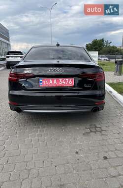 Седан Audi A4 2018 в 