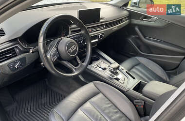 Седан Audi A4 2017 в 