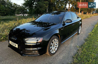 Седан Audi A4 2014 в Черновцах