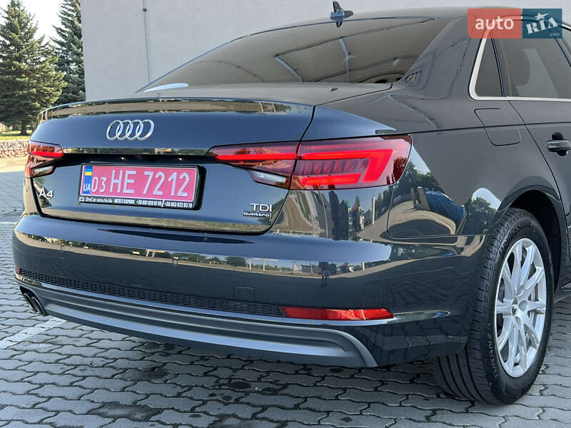 Седан Audi A4 2018 в Дрогобыче