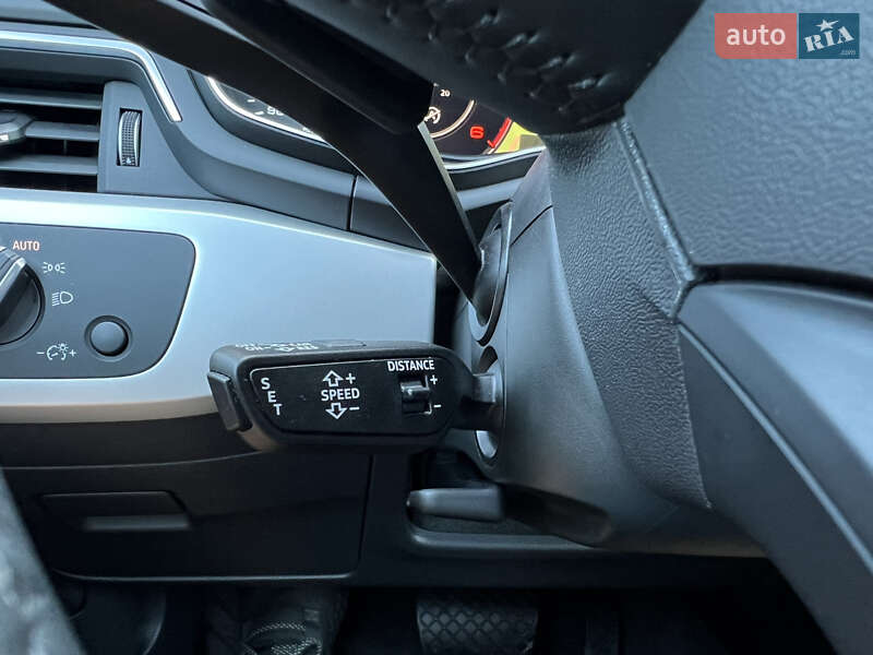 Седан Audi A4 2018 в Дрогобыче