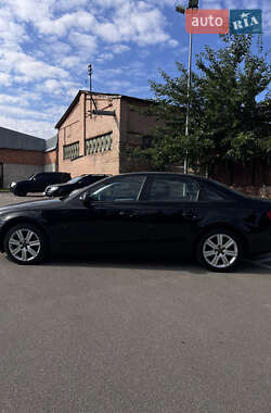 Седан Audi A4 2011 в 