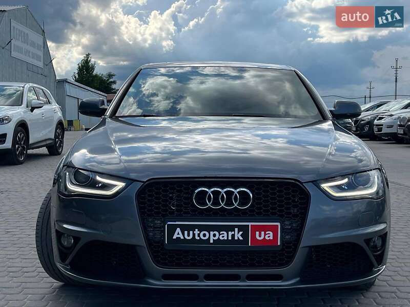 Седан Audi A4 2015 в Львове