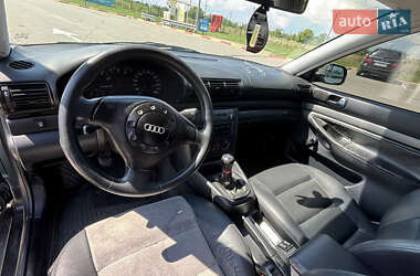 Седан Audi A4 1995 в 