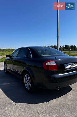 Седан Audi A4 2002 в 