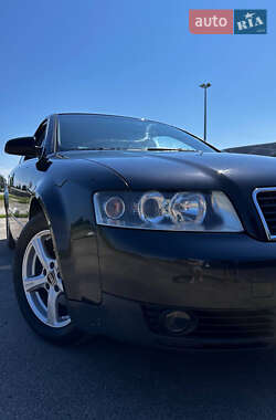 Седан Audi A4 2002 в 