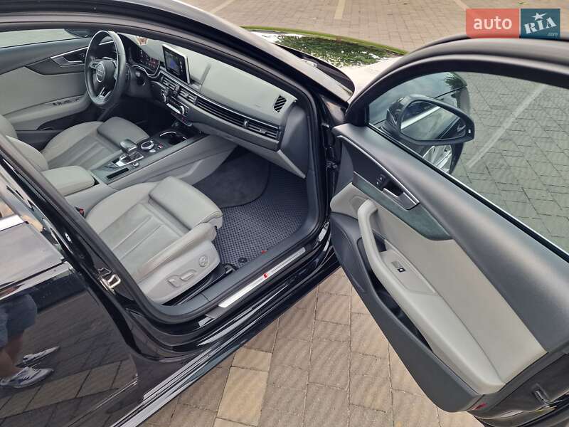 Седан Audi A4 2017 в Стрые